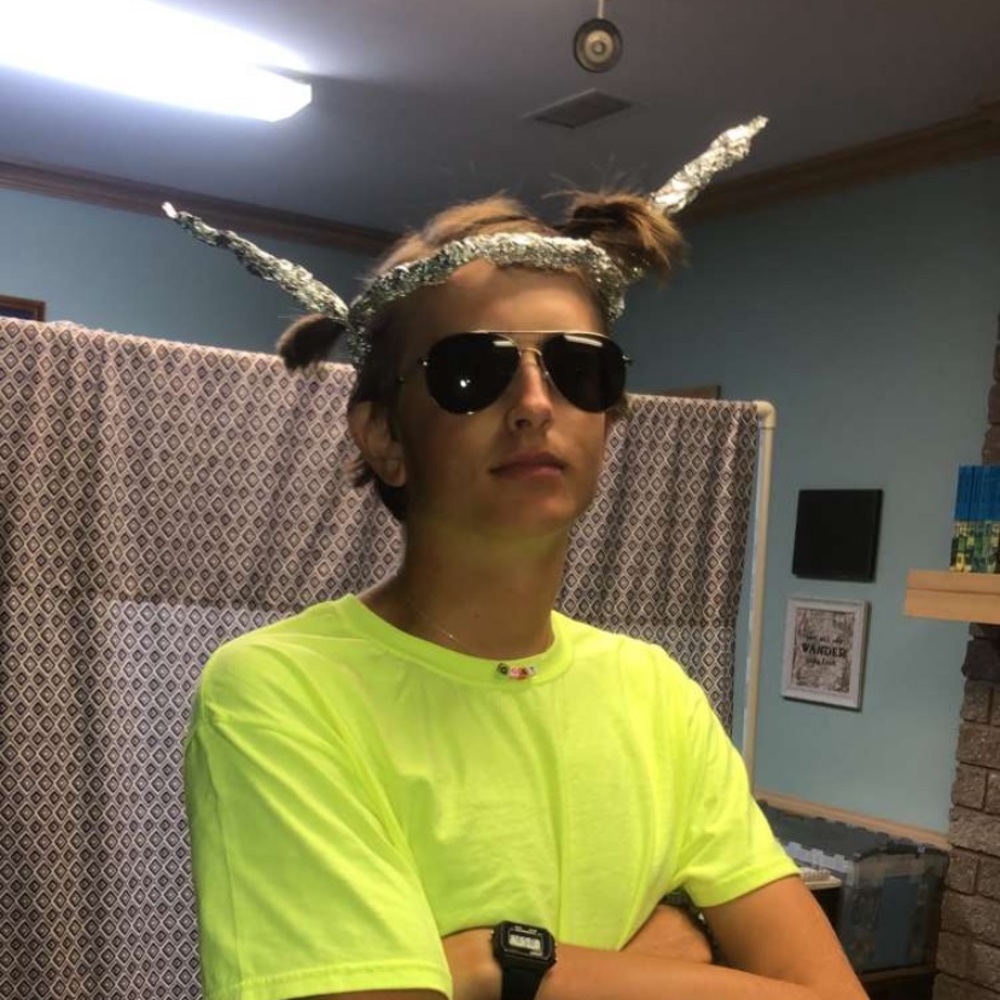 Meet your Posher, Thomas